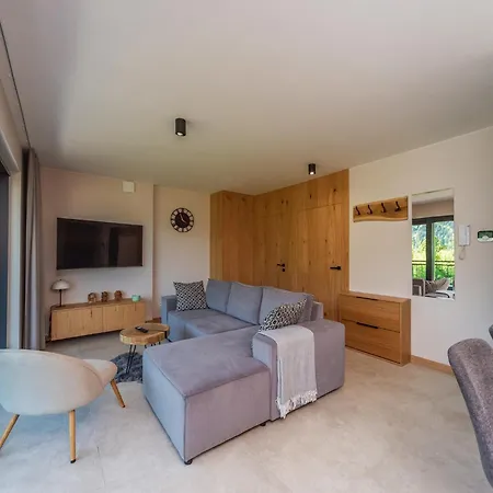 Apartament Tosia Szczyrk Z Widokiem Na Gory I Garazem Exterior photo